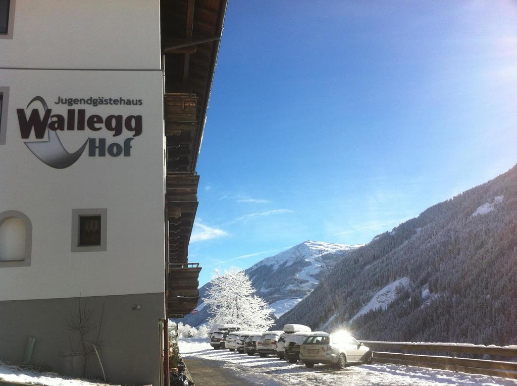 Ski In-Ski Out - Gaestehaeuser Saalbach-Hinterglemm - Wallegghof Christianhof Exteriör bild